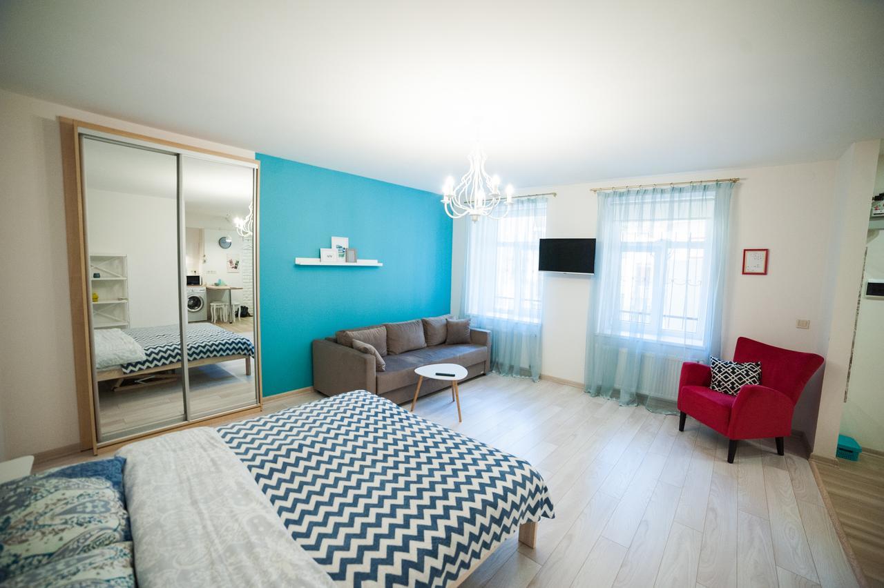City Center Apartment Lviv Buitenkant foto