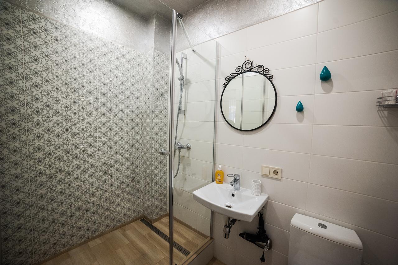 City Center Apartment Lviv Buitenkant foto