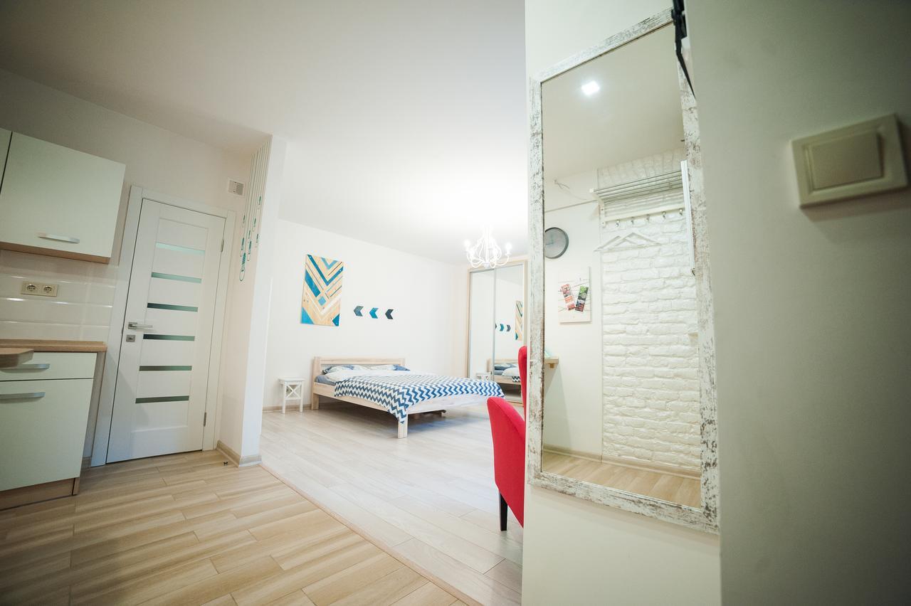 City Center Apartment Lviv Buitenkant foto